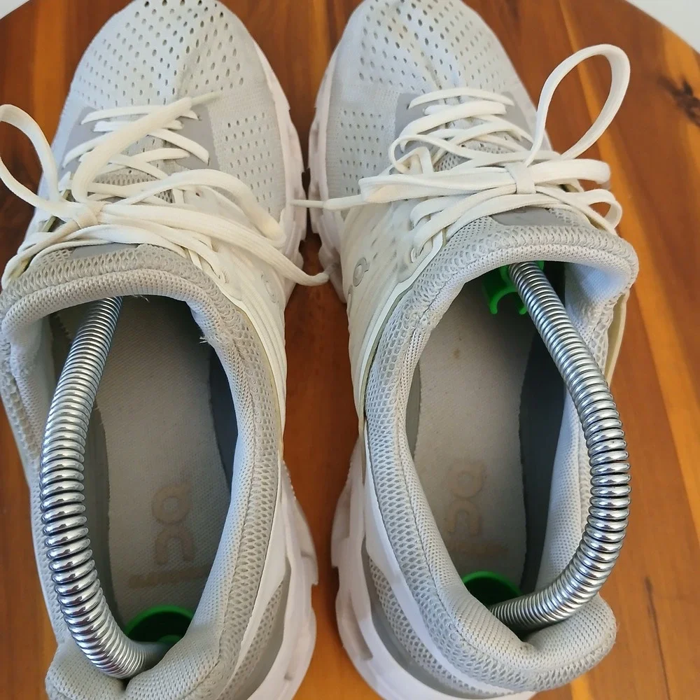 On Running Cloudswift Womens 9 Glacier White CloudTec Shoes Sneakers 41.99579